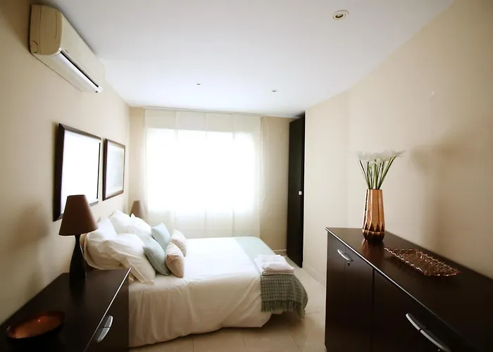 Playeros Membrillosuites Collection * بلايا بارايسو